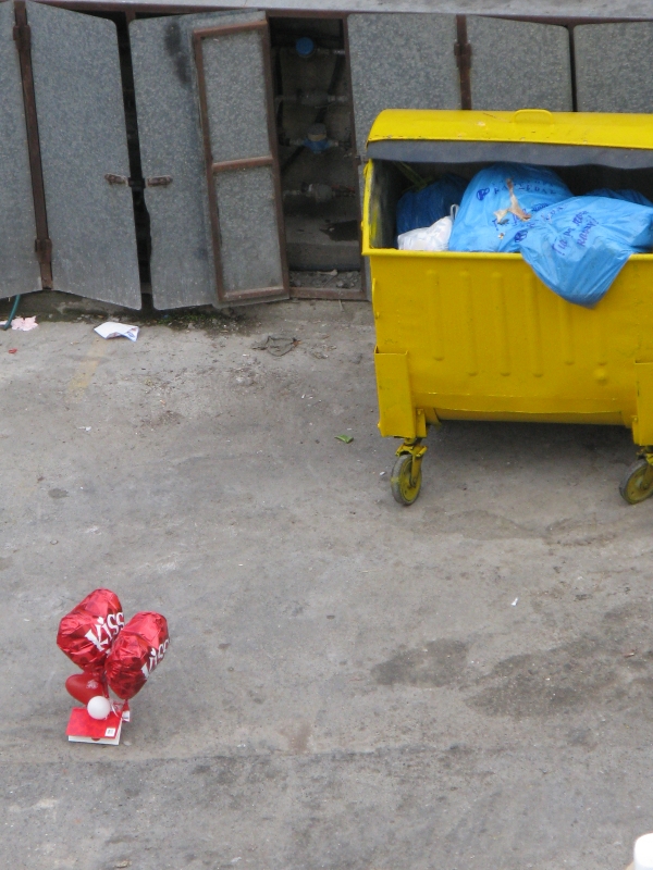 Trash Love